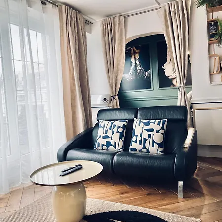 Le Boudoir De Longchamp Apartment